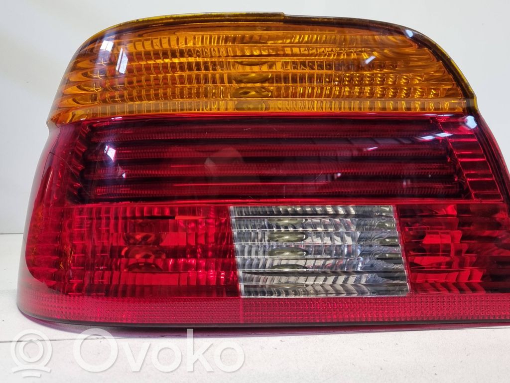 BMW 5 E39 Galinis žibintas kėbule 