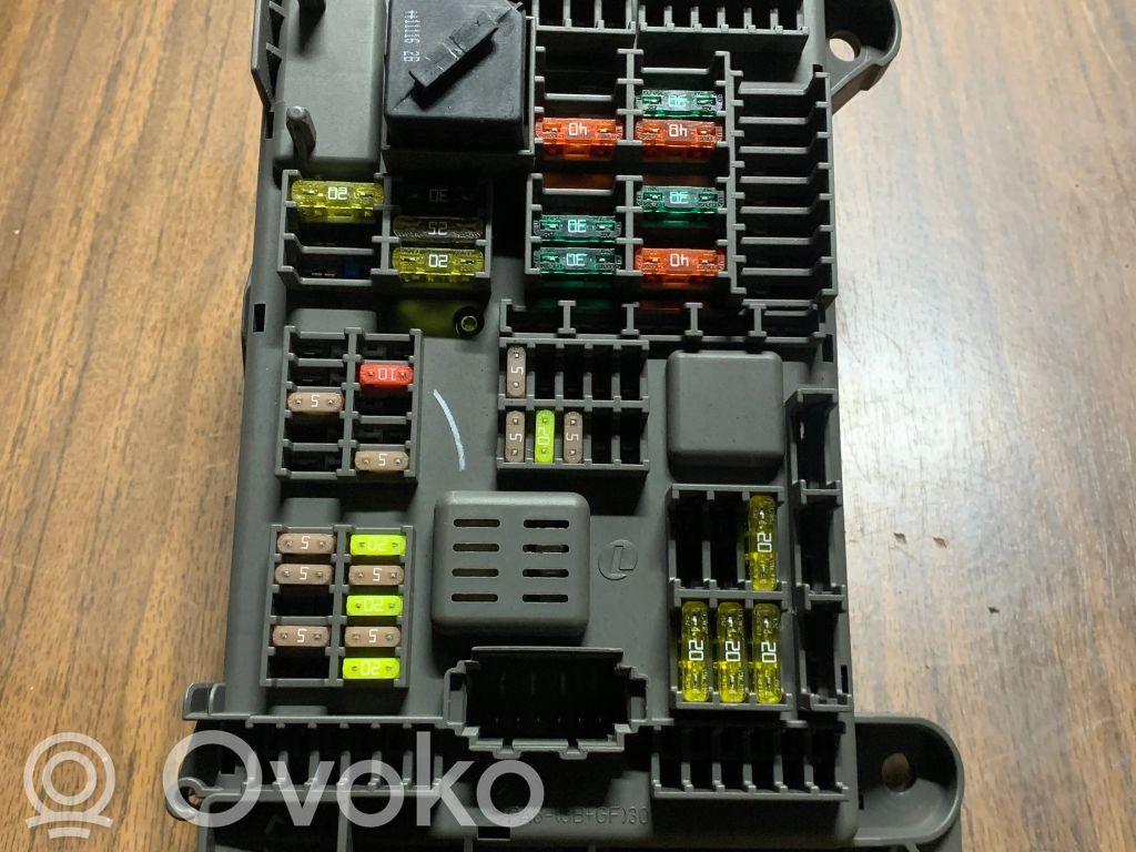 BMW X5M E70 Fuse module 