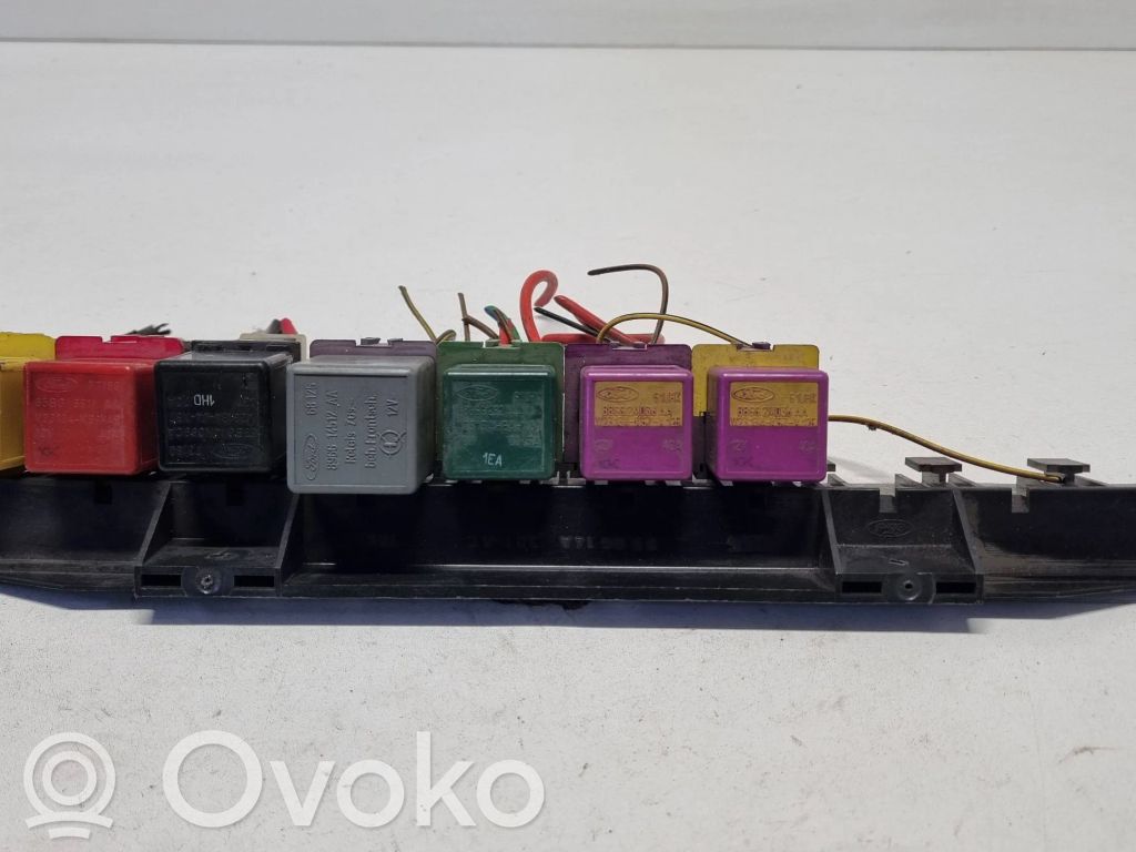Rėlių montavimo blokas   33085,16852,85GG14A