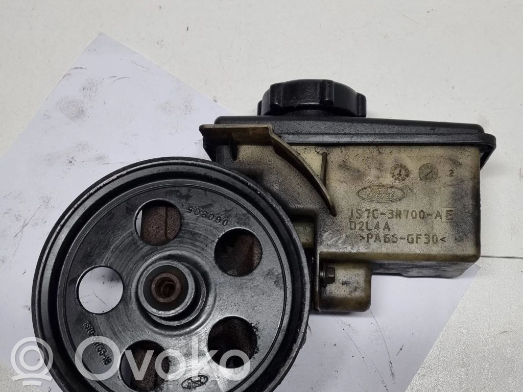Ford Mondeo Mk III Ohjaustehostimen pumppu 
