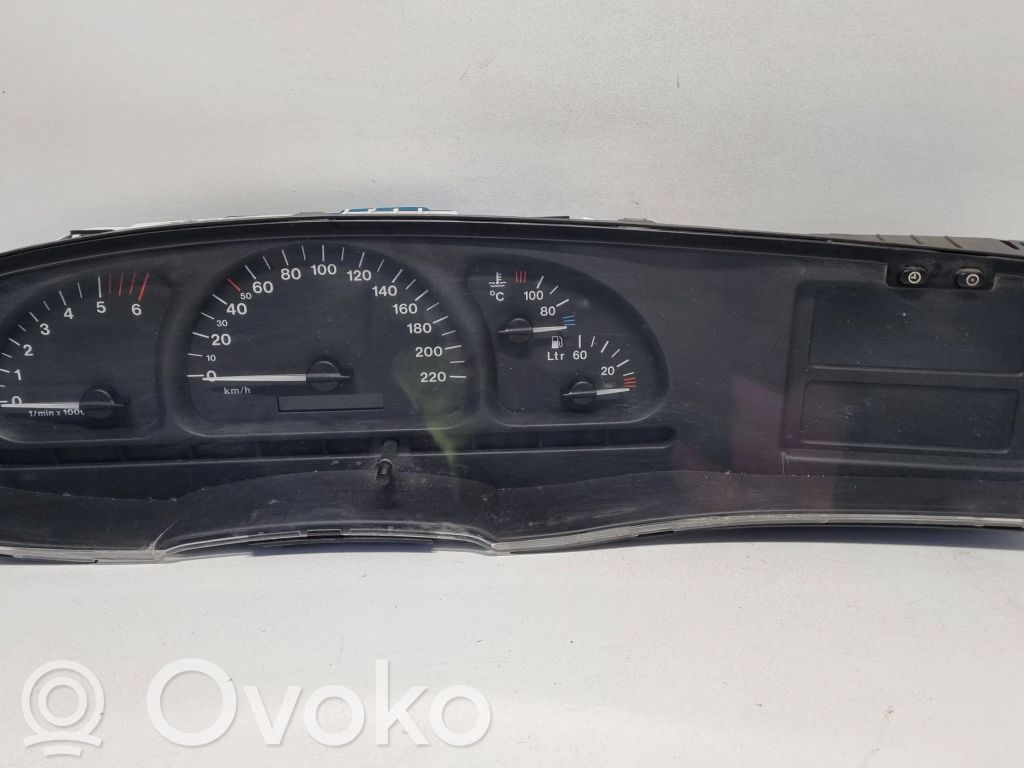 Opel Vectra B Licznik / Prędkościomierz 