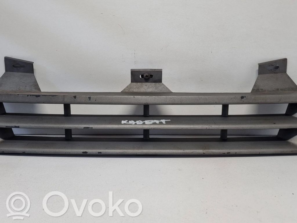 Opel Kadett E Front grill 