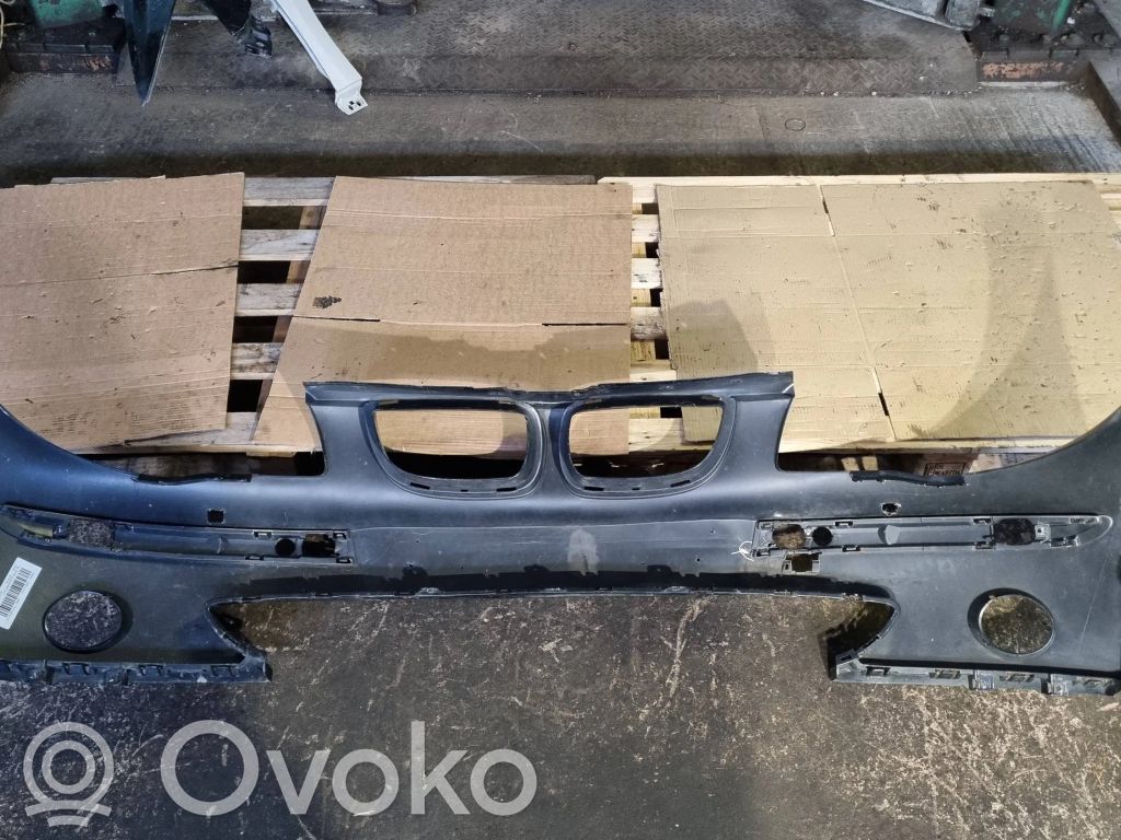 BMW 1 E81 E87 Priekšējais bamperis 