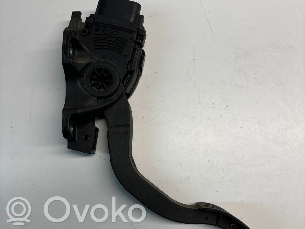 Ford S-MAX Akceleratoriaus pedalas 