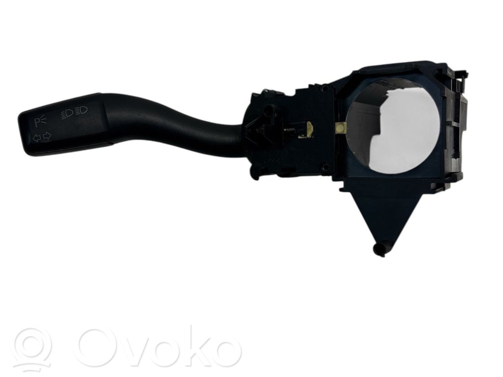 Audi A4 S4 B7 8E 8H Indicator stalk 