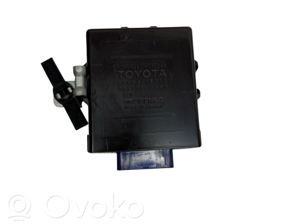 Lexus GS 300 400 430 Przekaźnik świateł 