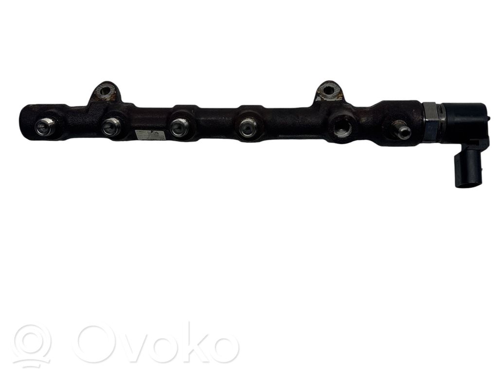 Fuel main line pipe