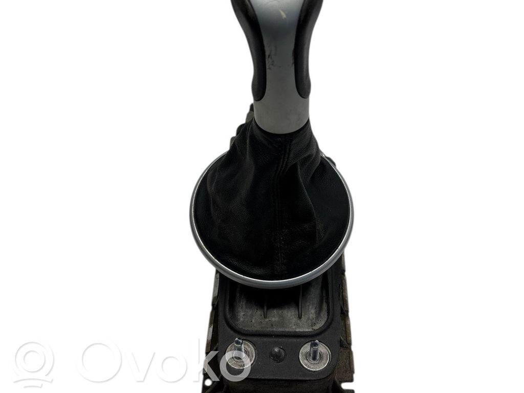 Skoda Fabia Mk2 (5J) Selector caja de cambios 