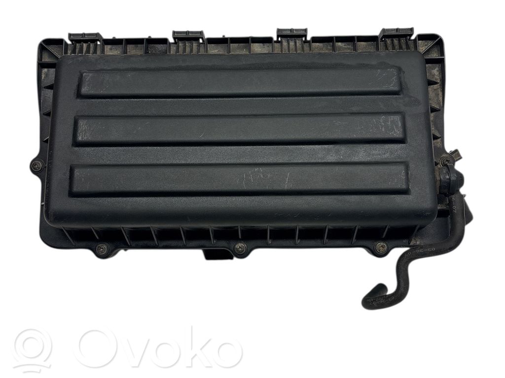 Skoda Fabia Mk2 (5J) Air filter box 