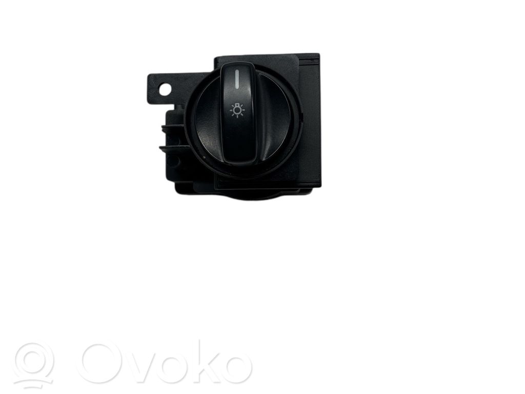 Mercedes-Benz B W245 Interruptor de luz 