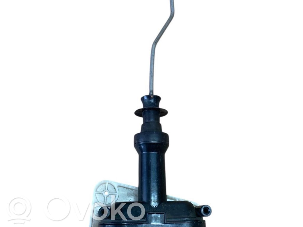 Audi 80 90 B3 Central locking motor 