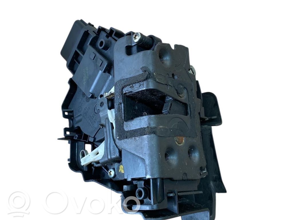 Ford Focus Front door lock 