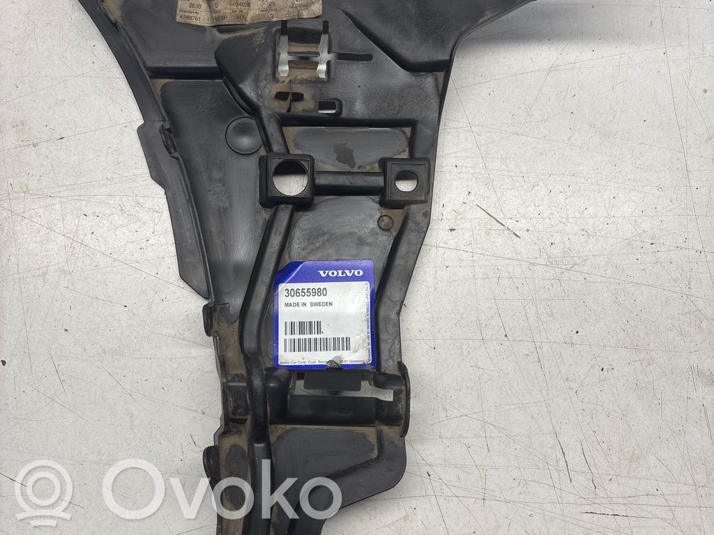 Volvo V70 Front bumper mounting bracket 