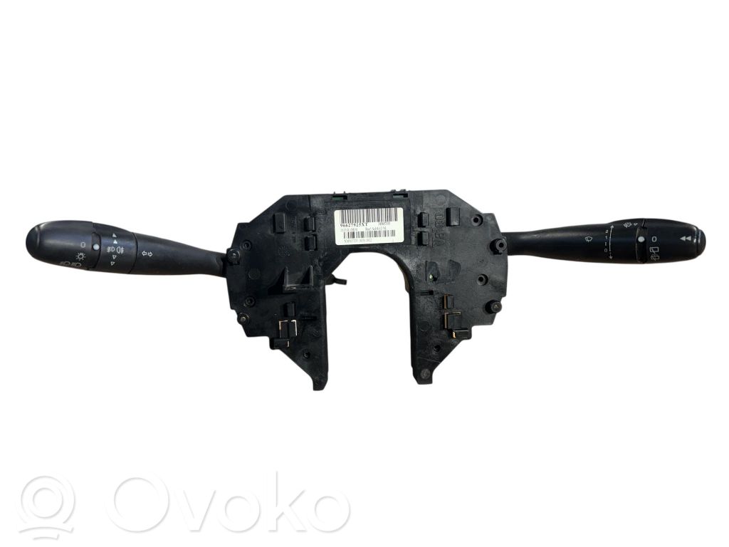 Citroen C4 I Commodo, commande essuie-glace/phare 
