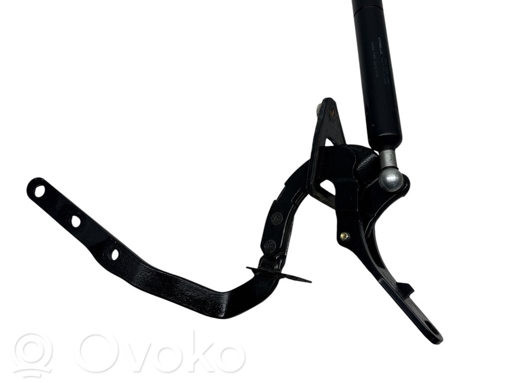 Volvo V70 Tailgate hinge 