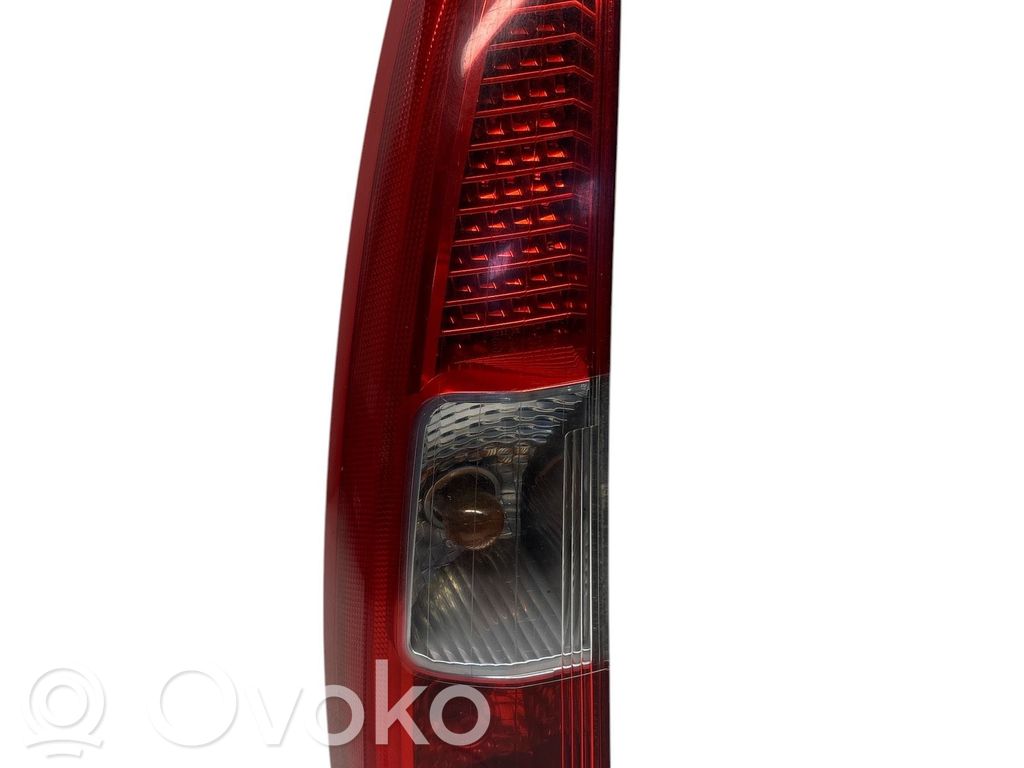 Rear/tail lights   160985