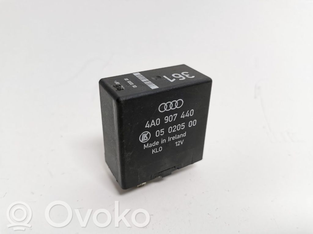 Otros relés   4A0907440,4A0907440