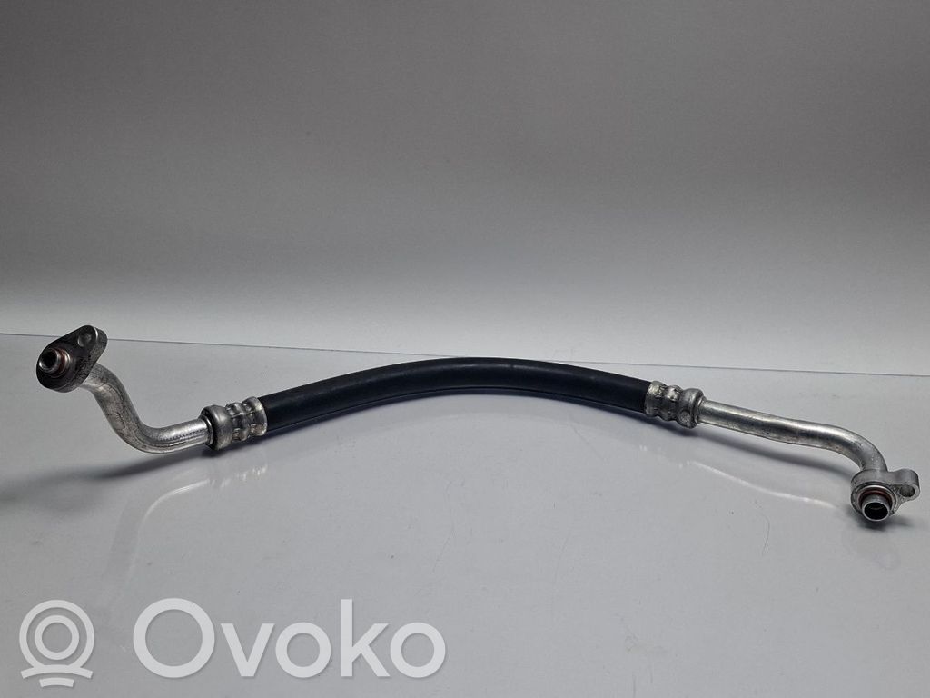 Ford Focus Ilmastointilaitteen putki (A/C) 