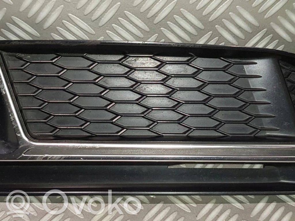 Audi A4 S4 B9 8W Kratka dolna zderzaka przedniego 