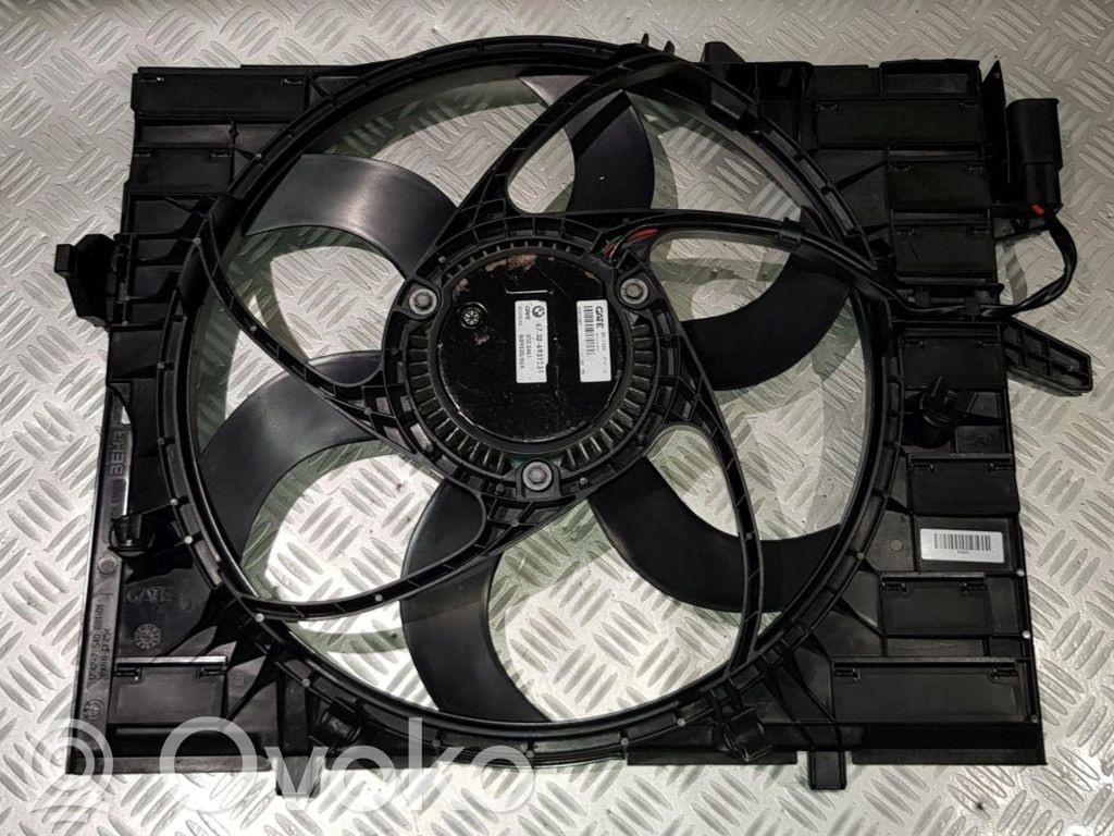 BMW 5 E60 E61 Radiator cooling fan shroud 