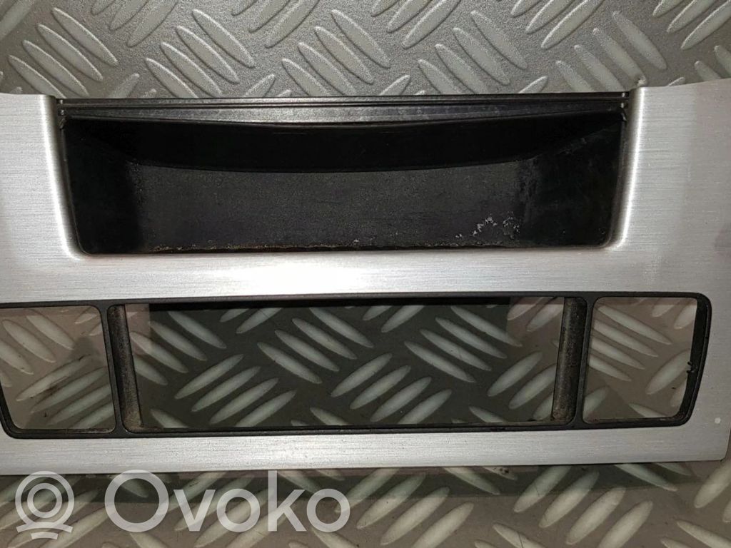 BMW 5 E60 E61 Moldura del panel 