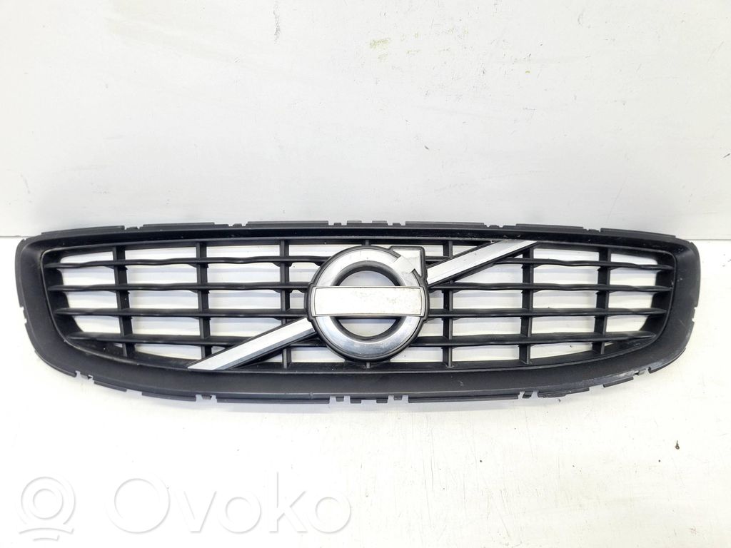Volvo C70 Etusäleikkö 