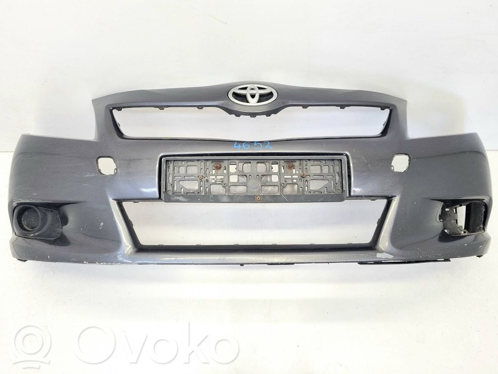 Toyota Verso Parachoques delantero 