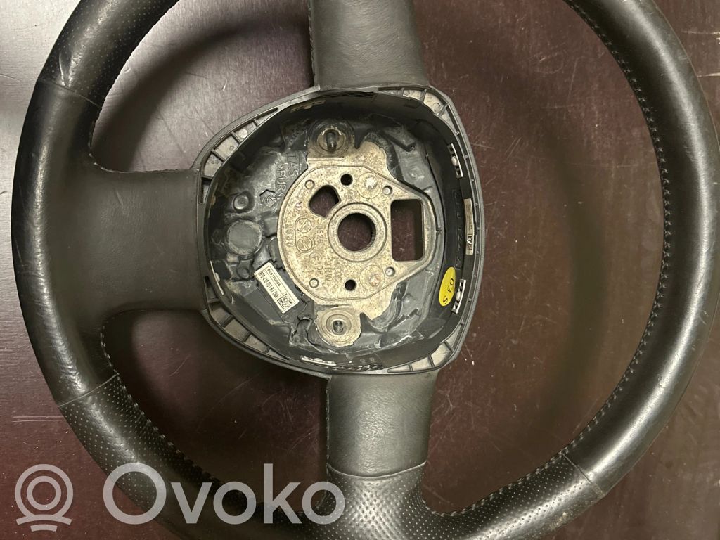 Audi RS4 B7 Steering wheel 