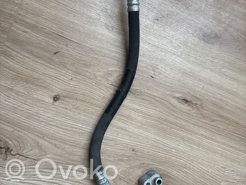 Volkswagen Multivan T5 Oro kondicionieriaus vamzdelis (-ai)/ žarna (-os) 