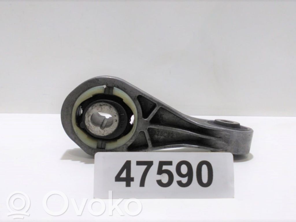 Engine mount bracket   326C62,47590