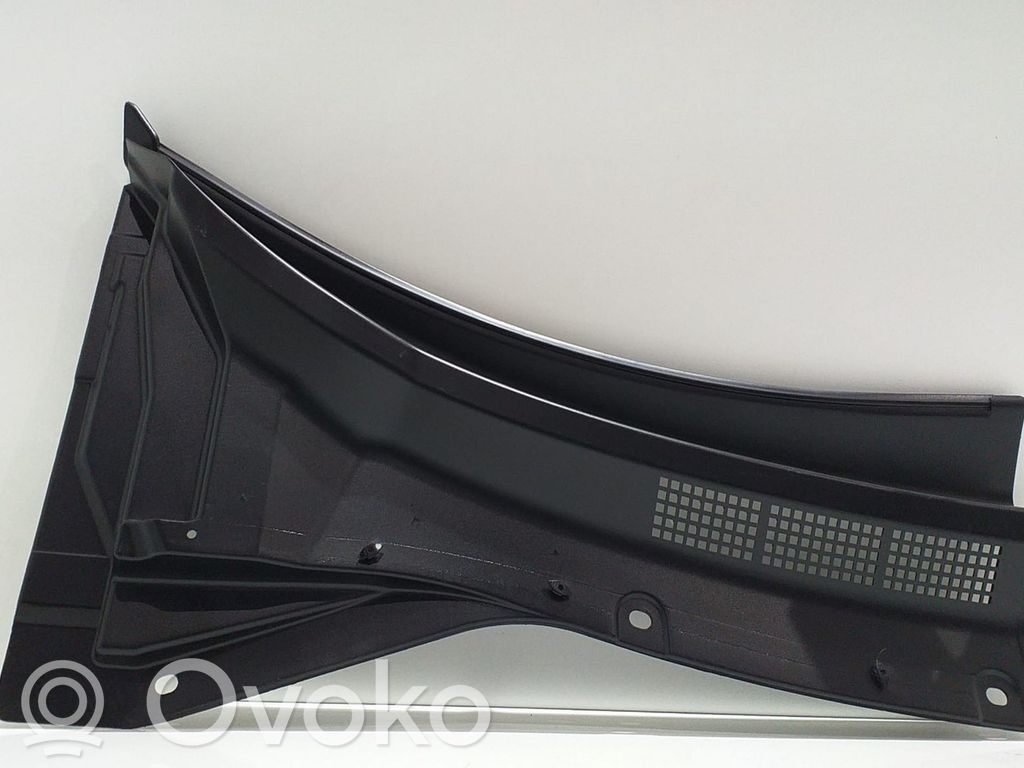 Nissan X-Trail T30 Ornament parbriz 