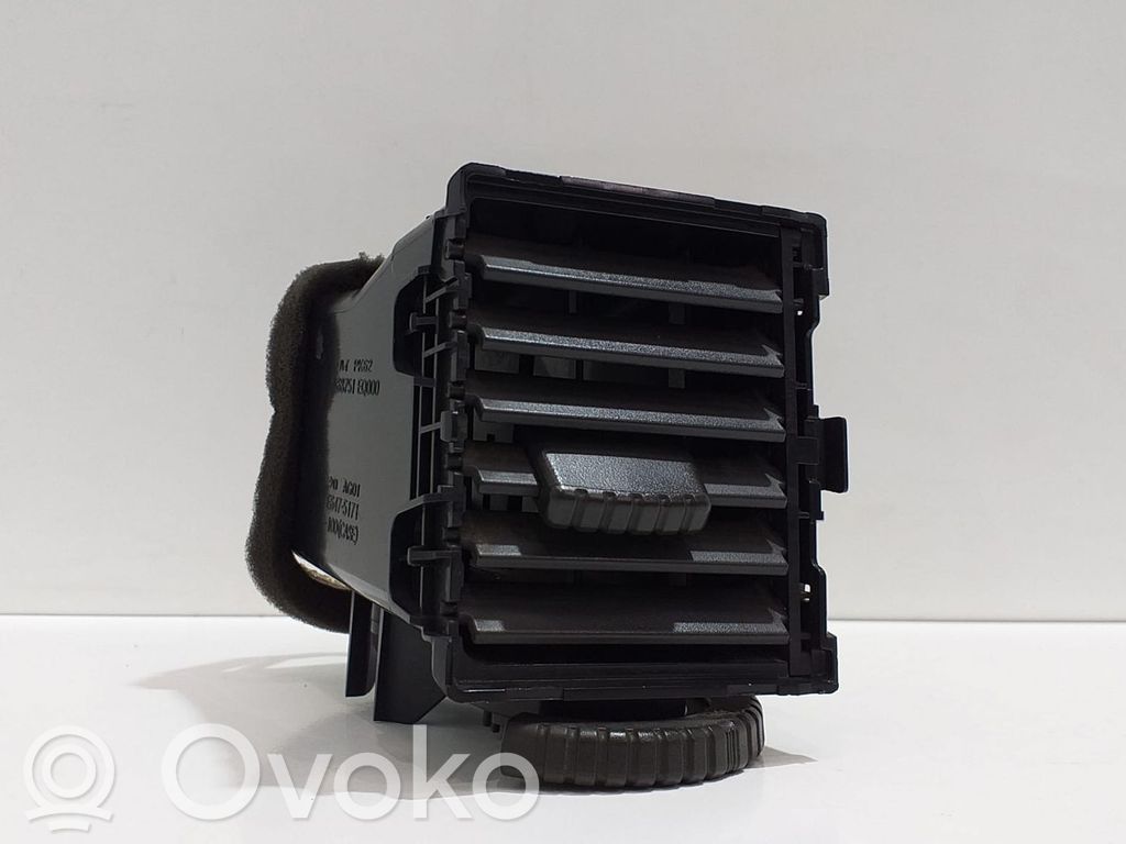 Nissan X-Trail T30 Устройство (устройства) для отвода воздуха 