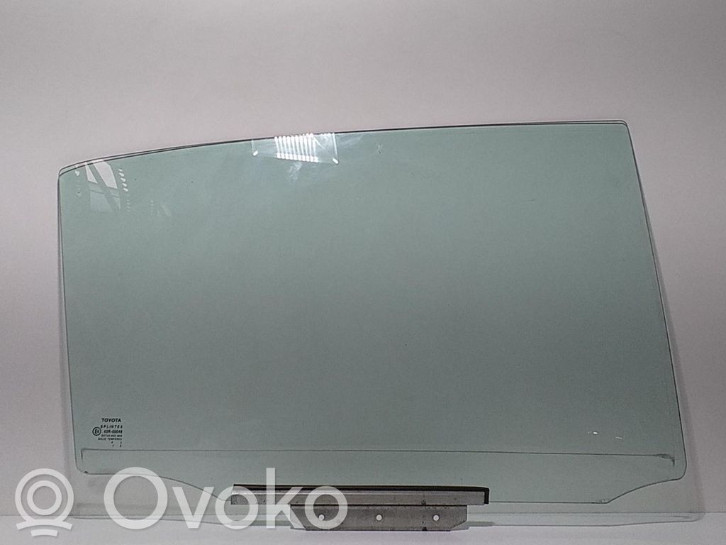 Toyota Corolla E110 Pagrindinis galinių durų stiklas 