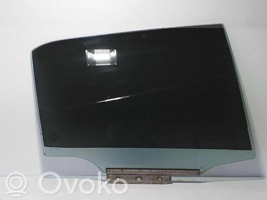 Toyota Auris 150 Rear door window glass 