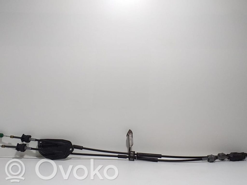 Toyota Avensis T270 Pavarų perjungimo trosas 
