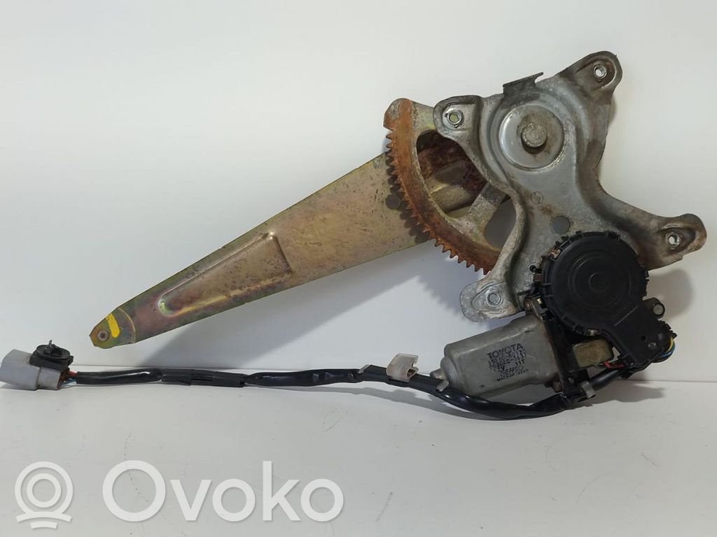 Toyota Land Cruiser (J100) Rear window lifting mechanism without motor 