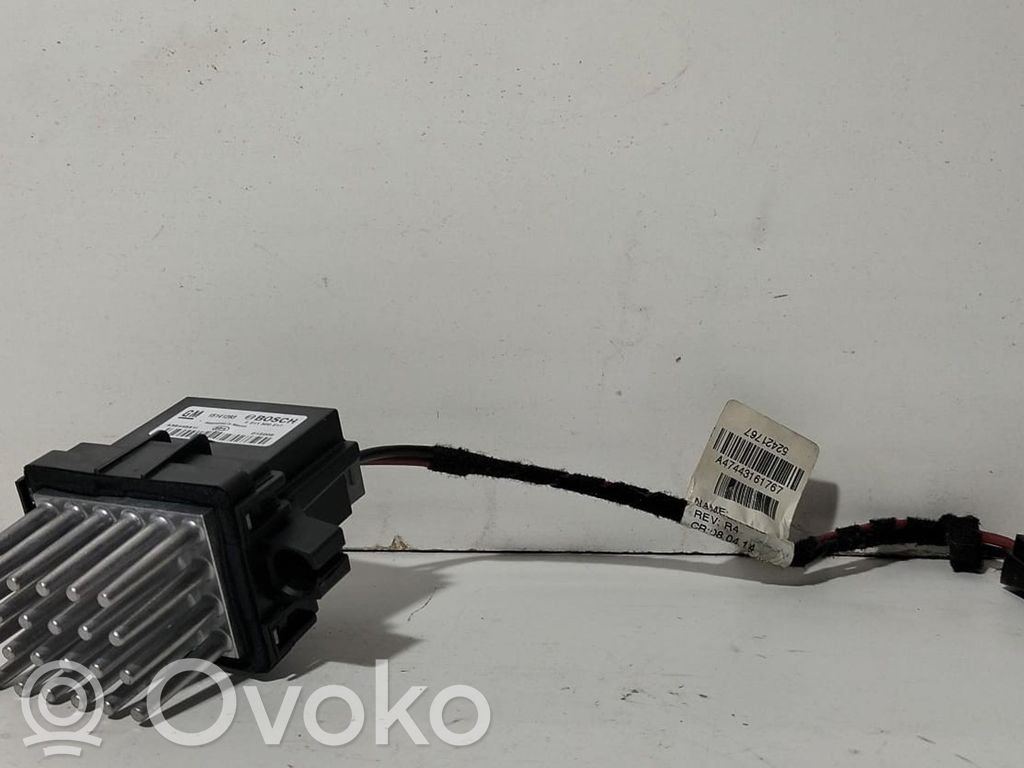 Rezystor / Opornik dmuchawy nawiewu   15141283,78217