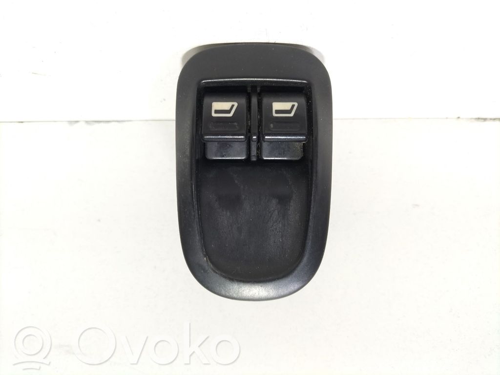 Toyota Corolla E120 E130 Устройство (устройства) для отвода воздуха 