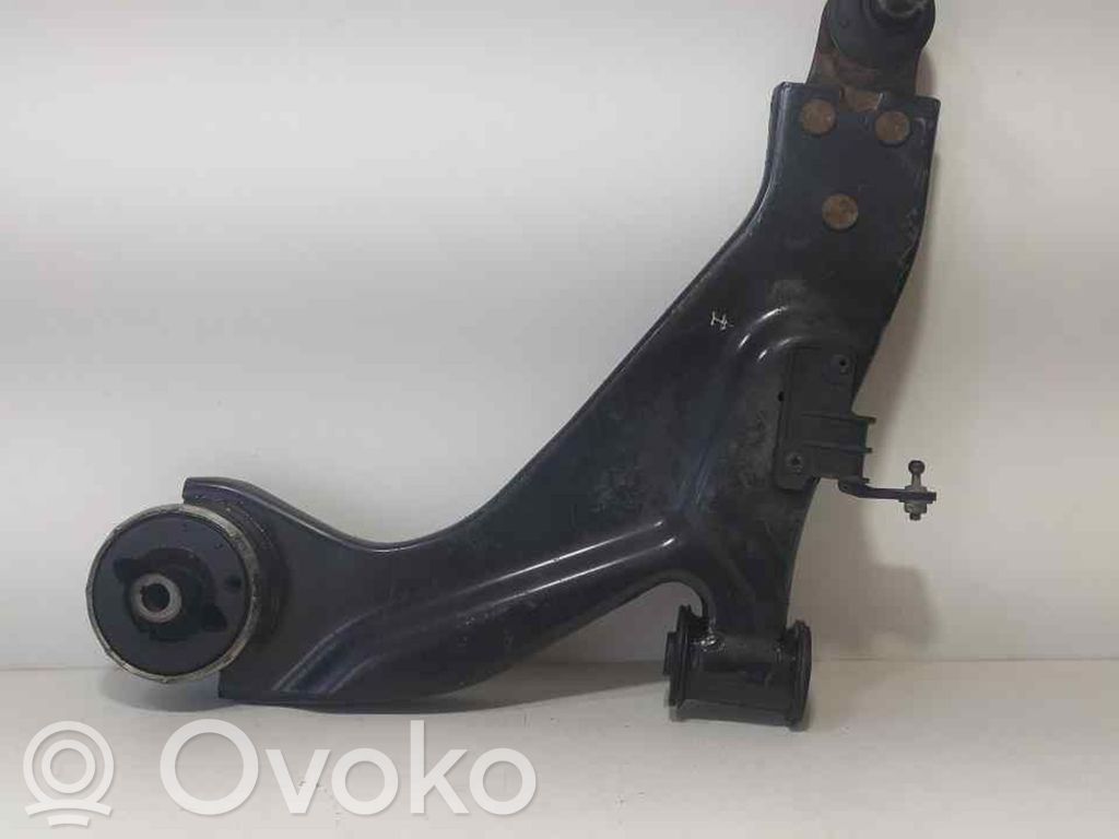 Ford Mondeo Mk III Priekinė svirtis 