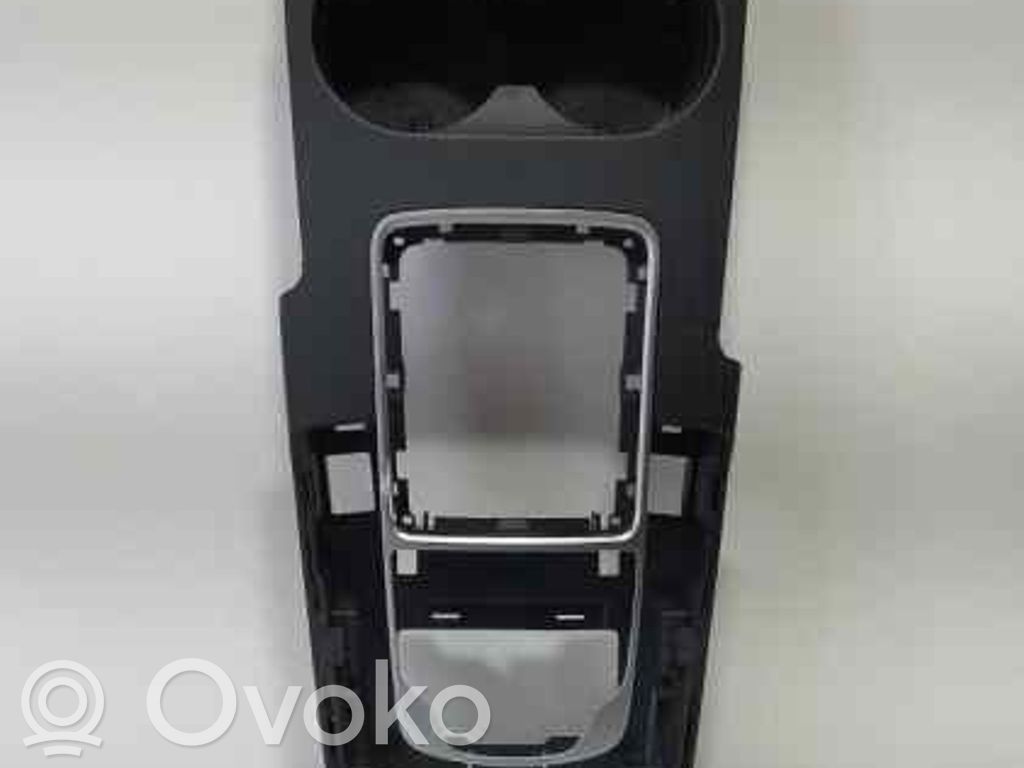 Audi A3 S3 8V Center console 