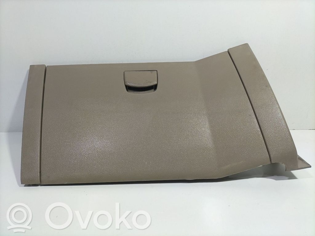 SsangYong Kyron Daiktadėžė 
