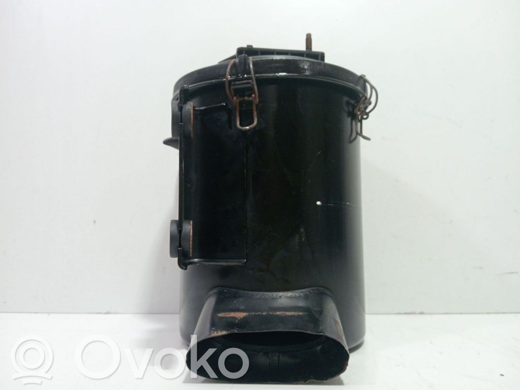 Nissan Terrano Air filter box 