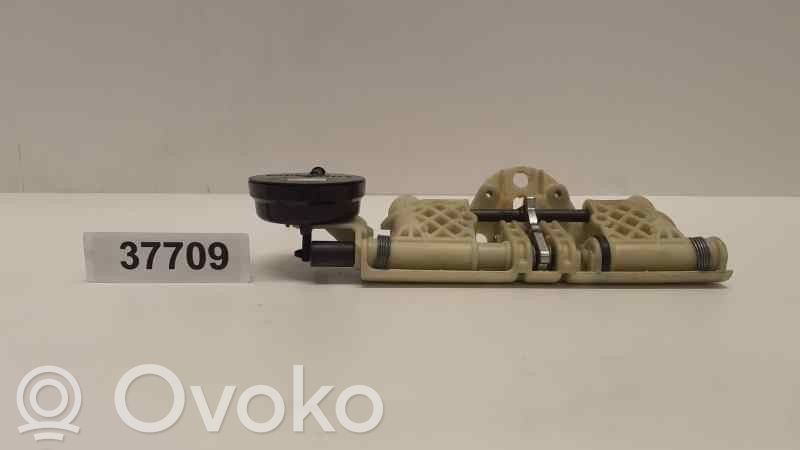 Mercedes-Benz E W210 Poggiatesta del sedile anteriore 