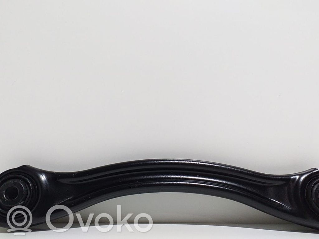 Mercedes-Benz C W203 Brazo de suspensión trasero 