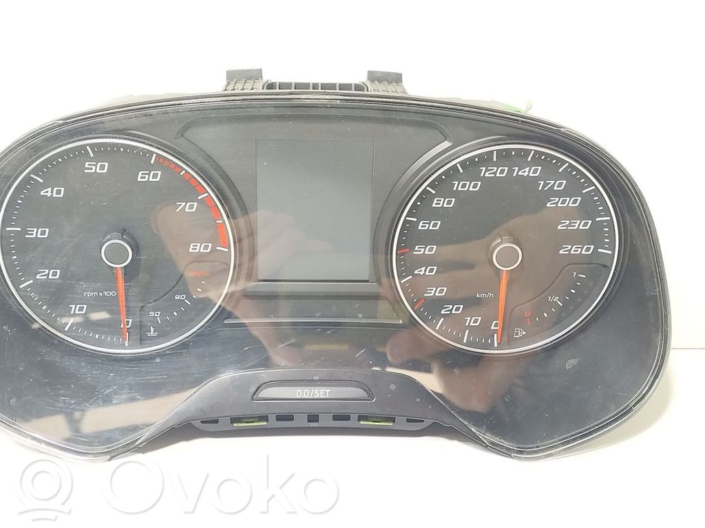Seat Leon (5F) Speedometer (instrument cluster) 