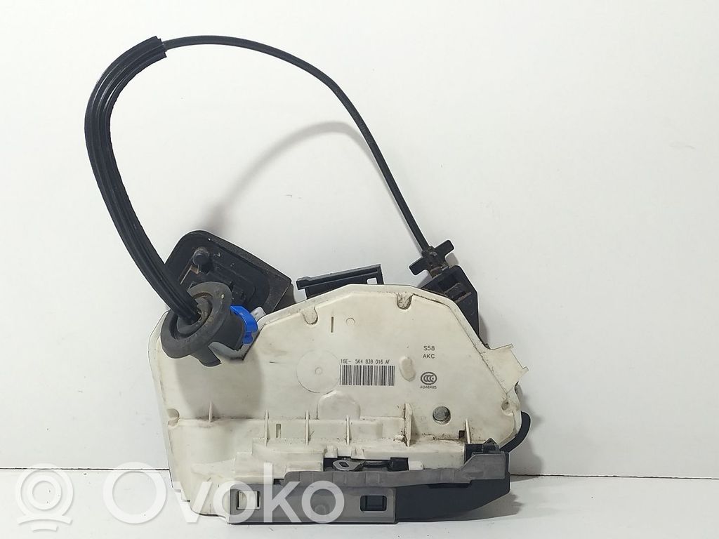 Seat Leon (5F) Takaoven lukko 