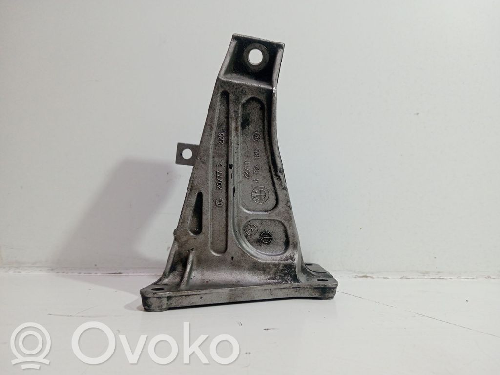 Engine mount bracket   6754185