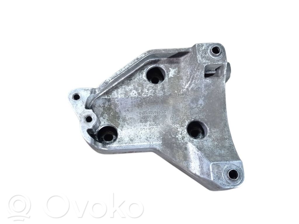 Soporte de montaje del compresor de A/C   7799863,59280110