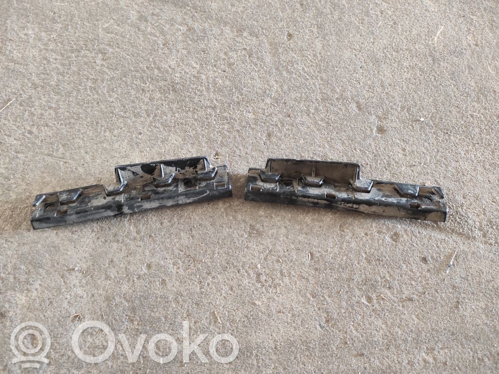 Front bumper mounting bracket   51717066228,51717066228,51717066227