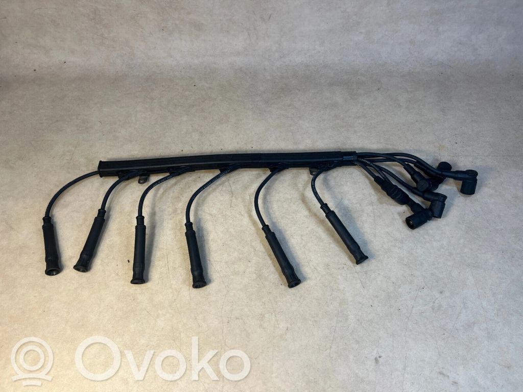 BMW 7 E23 Moottorinohjausyksikön sarja ja lukkosarja 